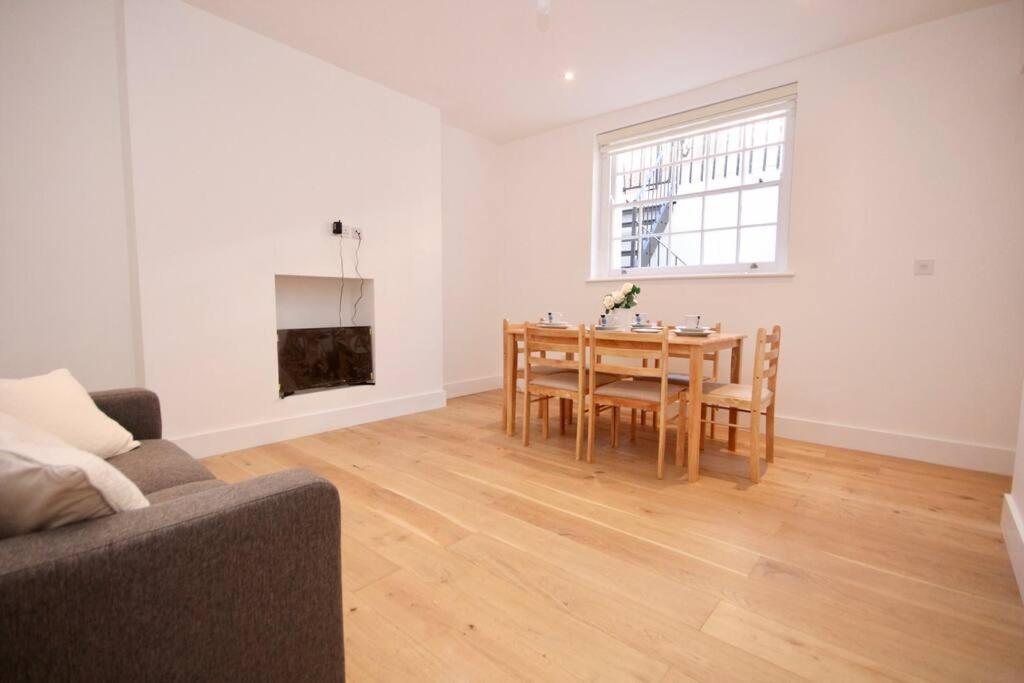 Lovely Flat In Baker Street Appartement Londen Buitenkant foto