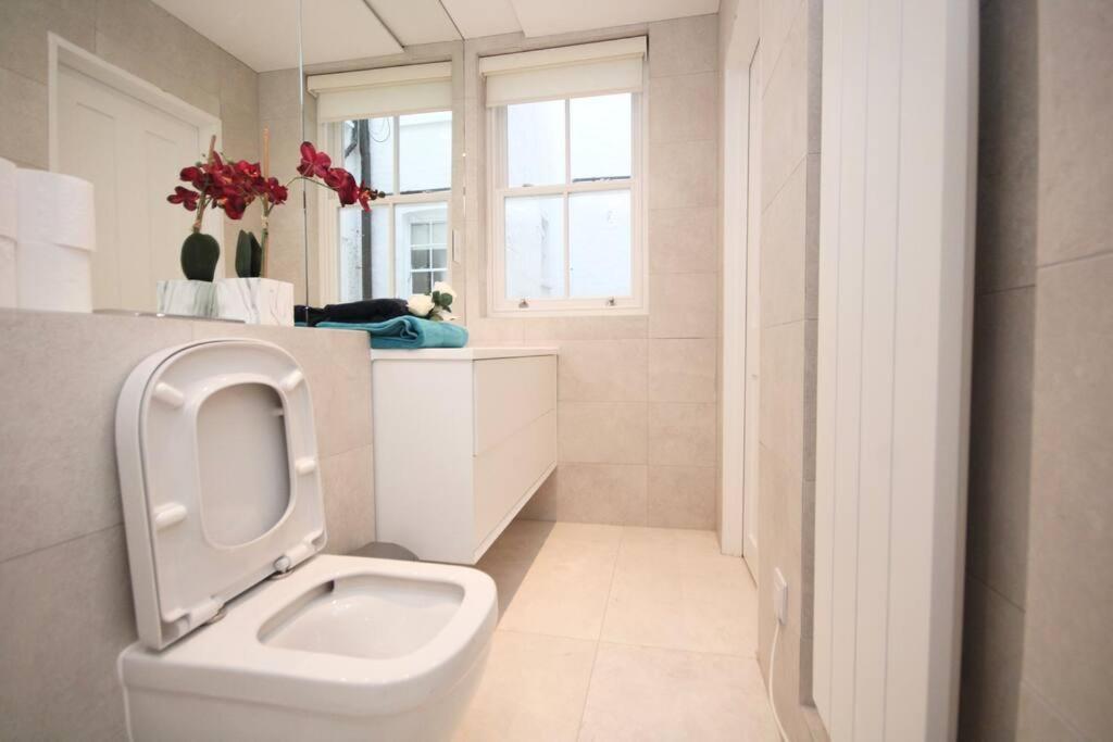 Lovely Flat In Baker Street Appartement Londen Buitenkant foto